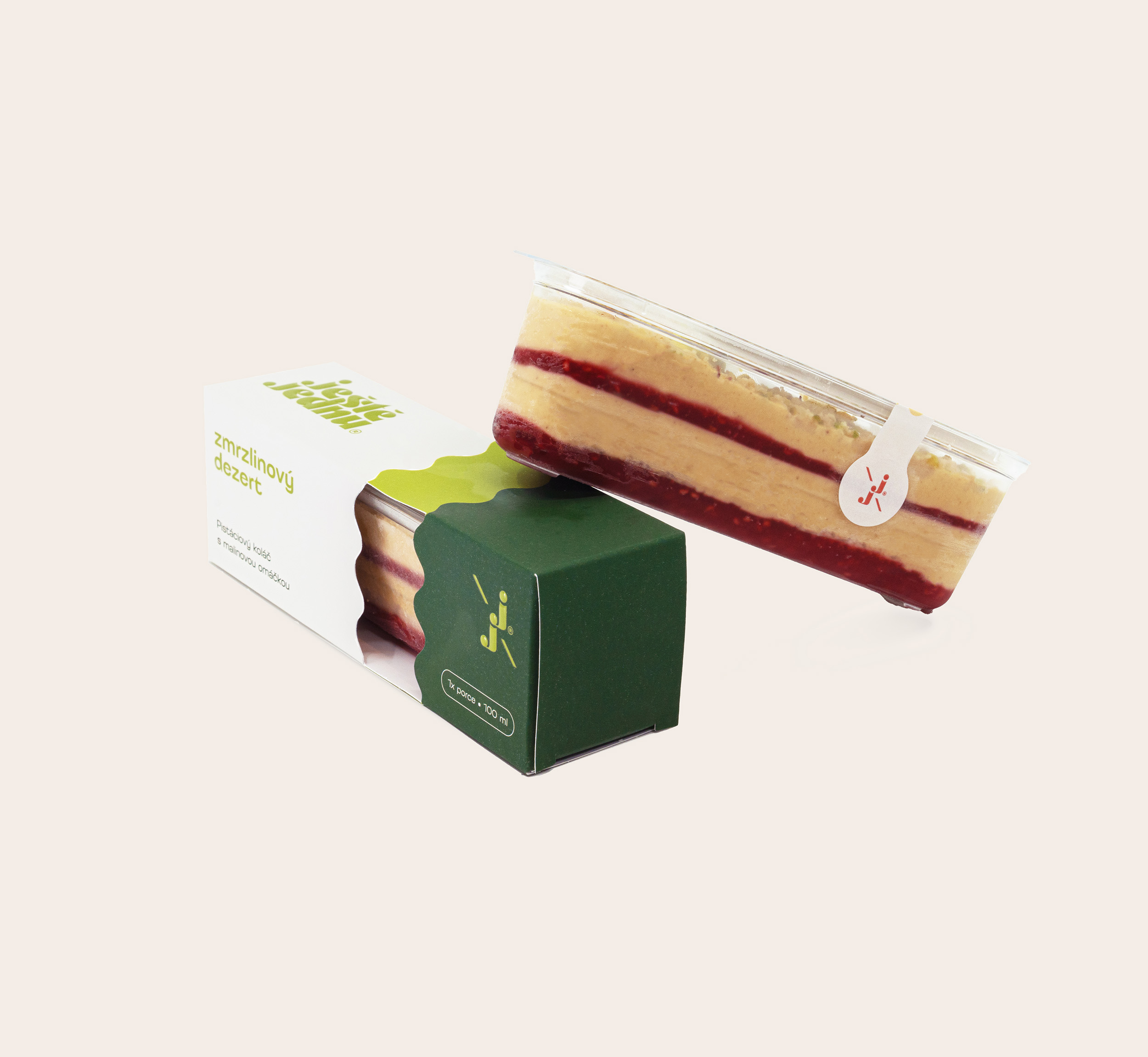 Pistáciový koláč, malinová omáčka